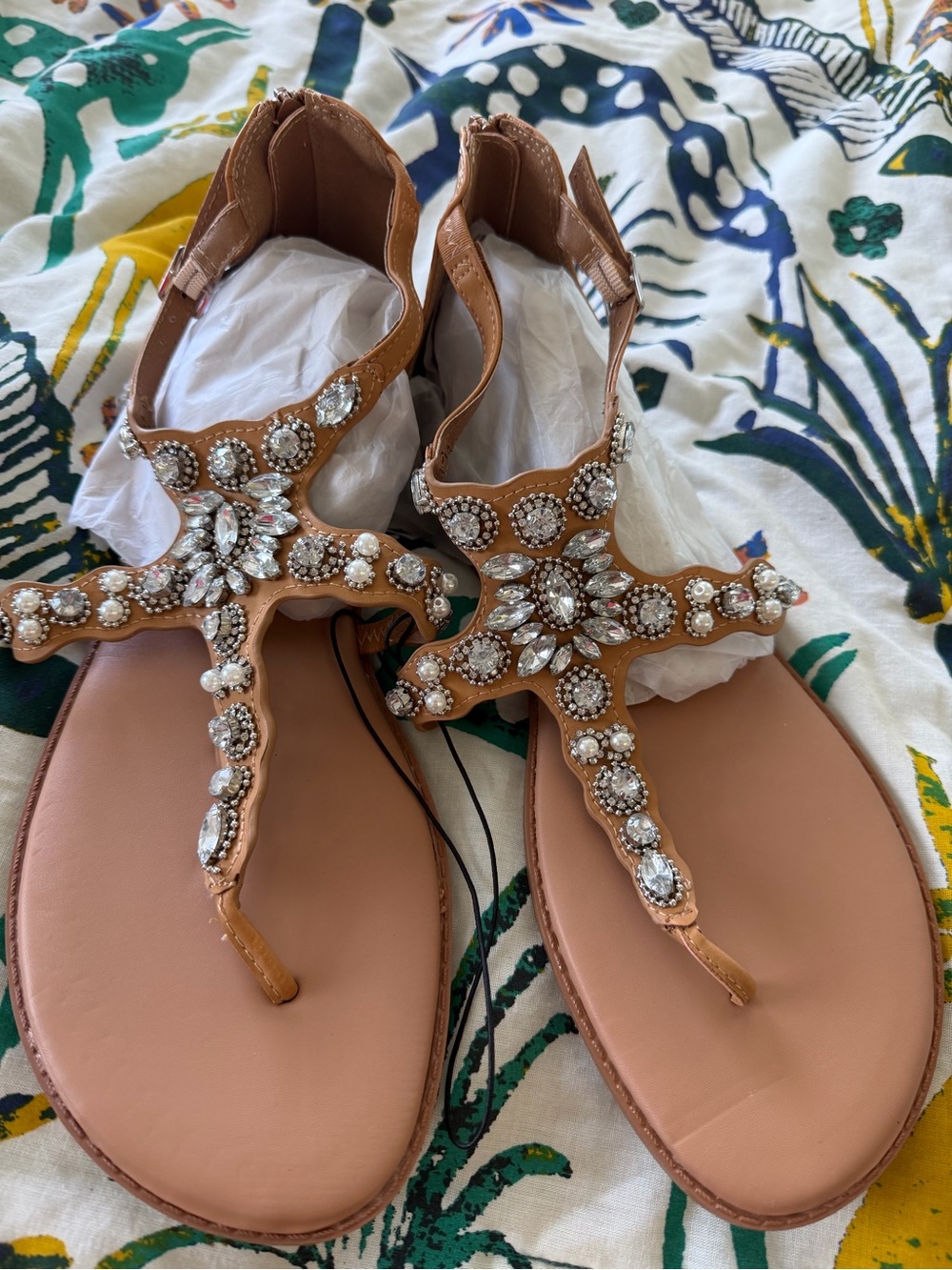 NWT 10.5W Torrid Tan Jeweled T-Strap Sandals